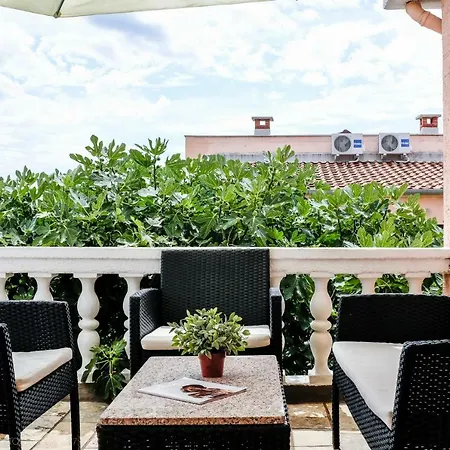 Appartement Kristo *